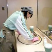 京都競馬場　清掃スタッフ